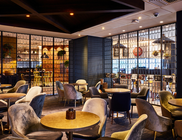 Anmore Elegant Lounge Bar